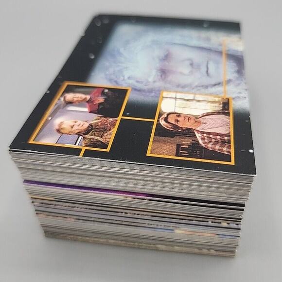 Star Trek Voyager Season 2 #'s 91-199 Base Set Trading Cards - Picture 2 of 6